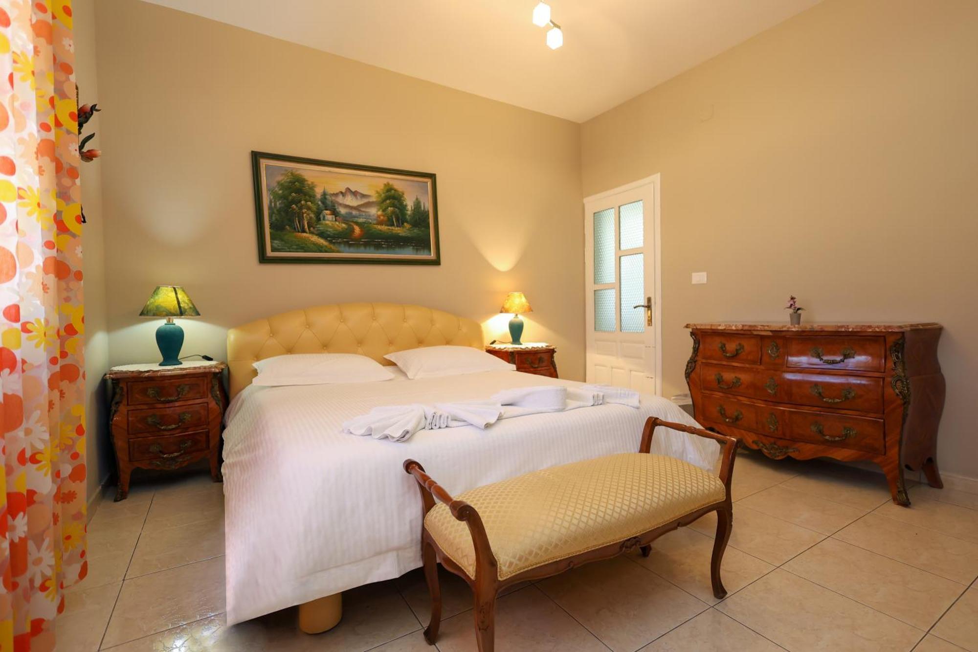 Apartaments Mimani 2 Berat Habitación foto