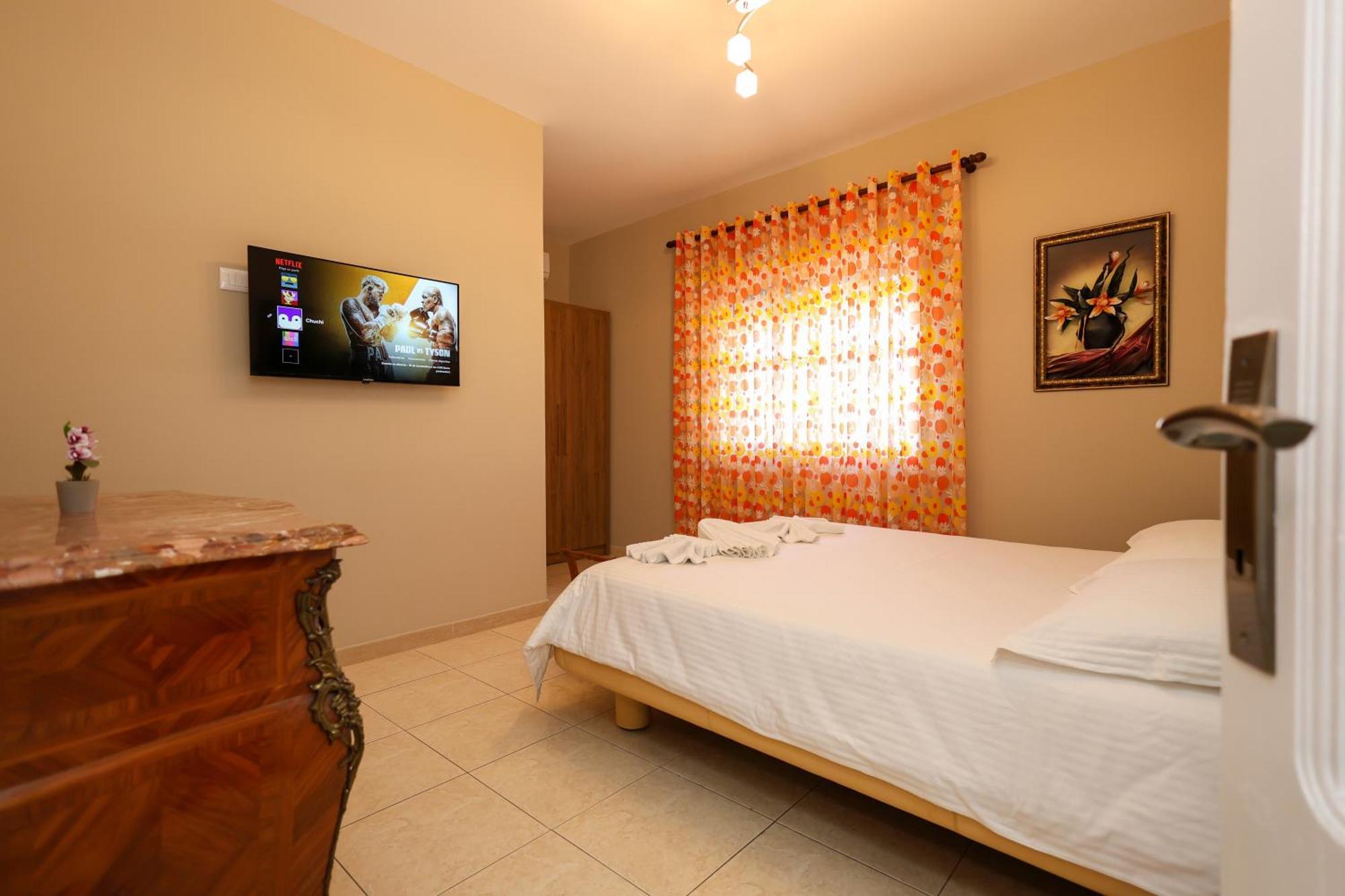 Apartaments Mimani 2 Berat Habitación foto
